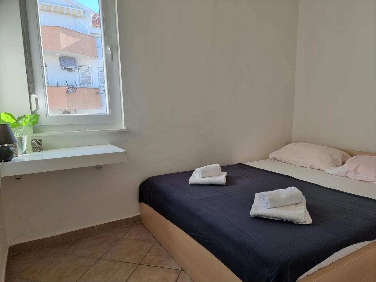 Apartment Aqua Near The City Beach Novalja Quarto foto